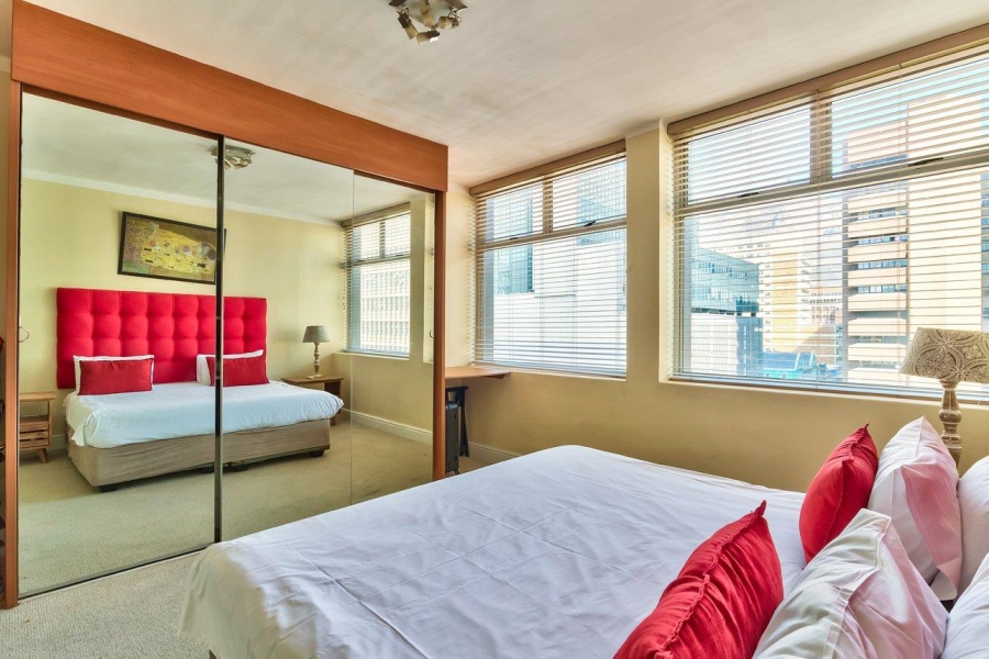 2 Bedroom Property for Sale in Cape Town City Centre Western Cape